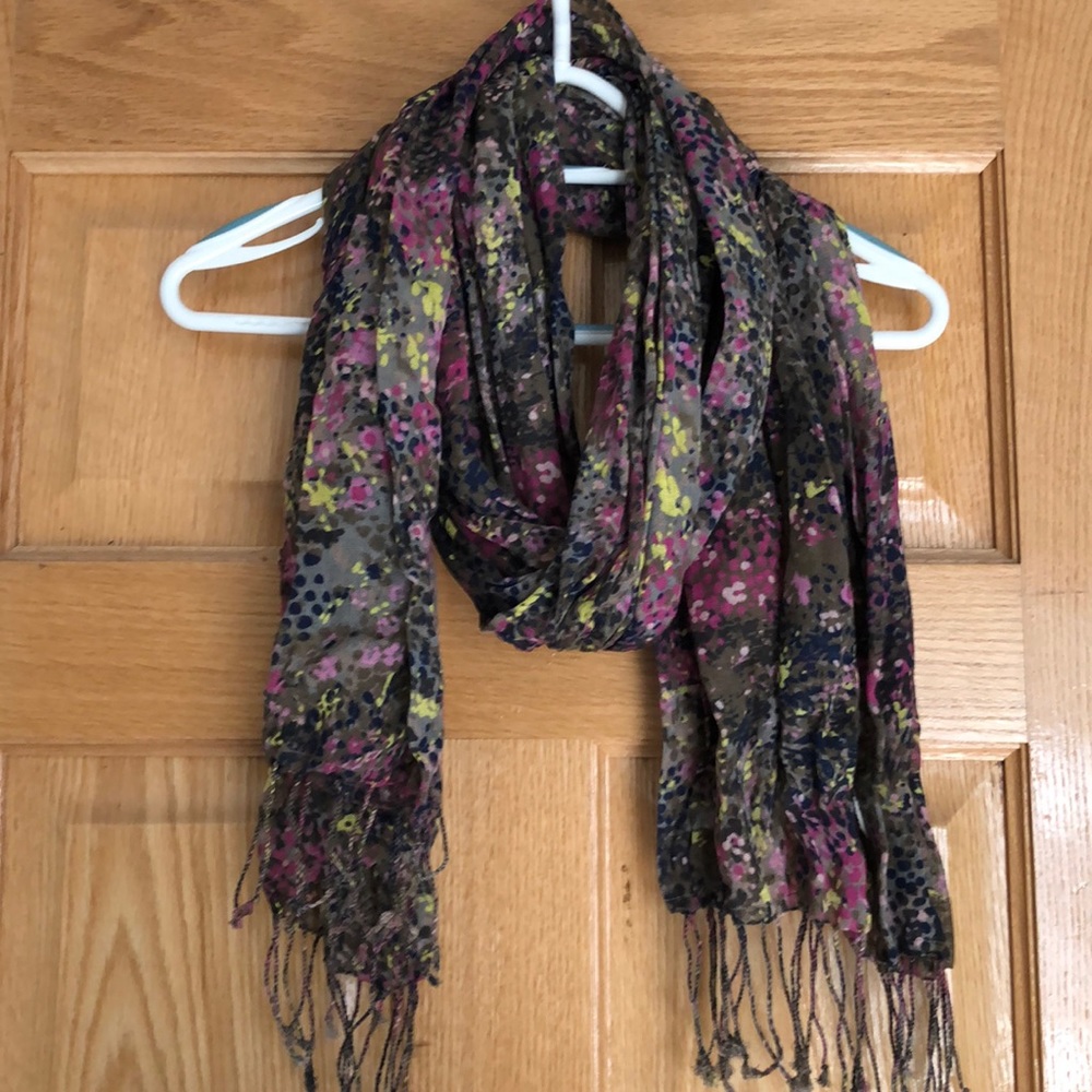 NY&Co Multi-colored scarf